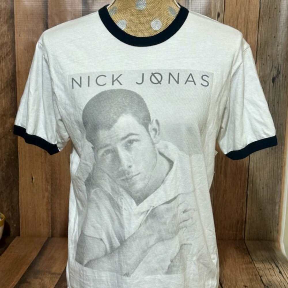 American Apparel Nick Jonas Tour 2016 White Short Sleeve Tee Shirt Size Medium